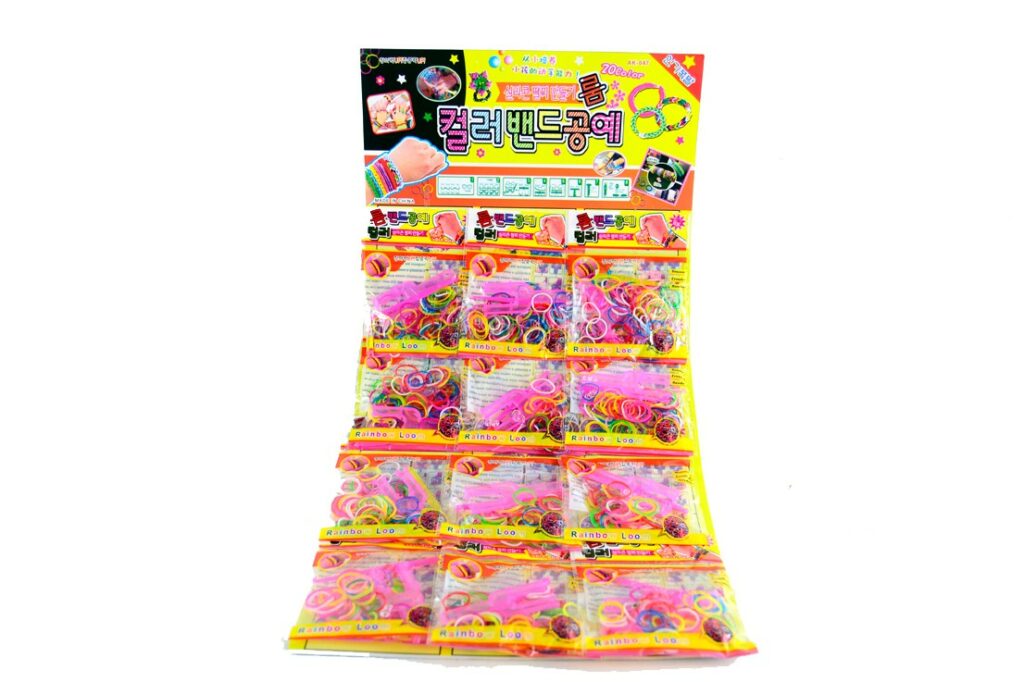 LOOM BANDS 12PACKET/CARD